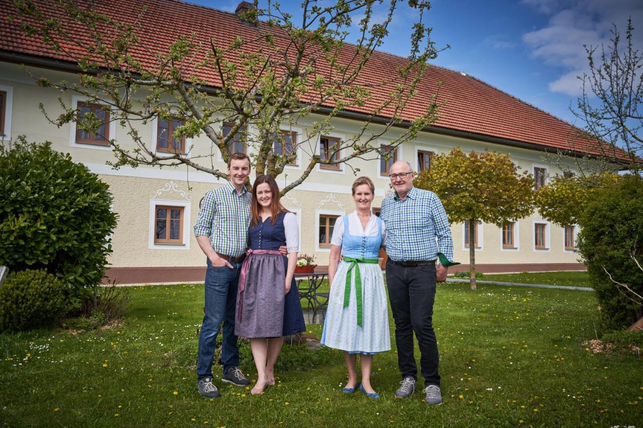 Hochhubergut Villa Aschach an der Steyr Luaran gambar
